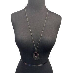 Black Mesh Teardrop Pendant Necklace With Pink Rhinestones